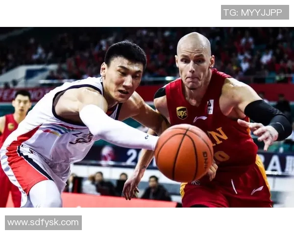 杭州篮球队以78分领跑奥运会积分榜展现强劲实力和团队合作精神